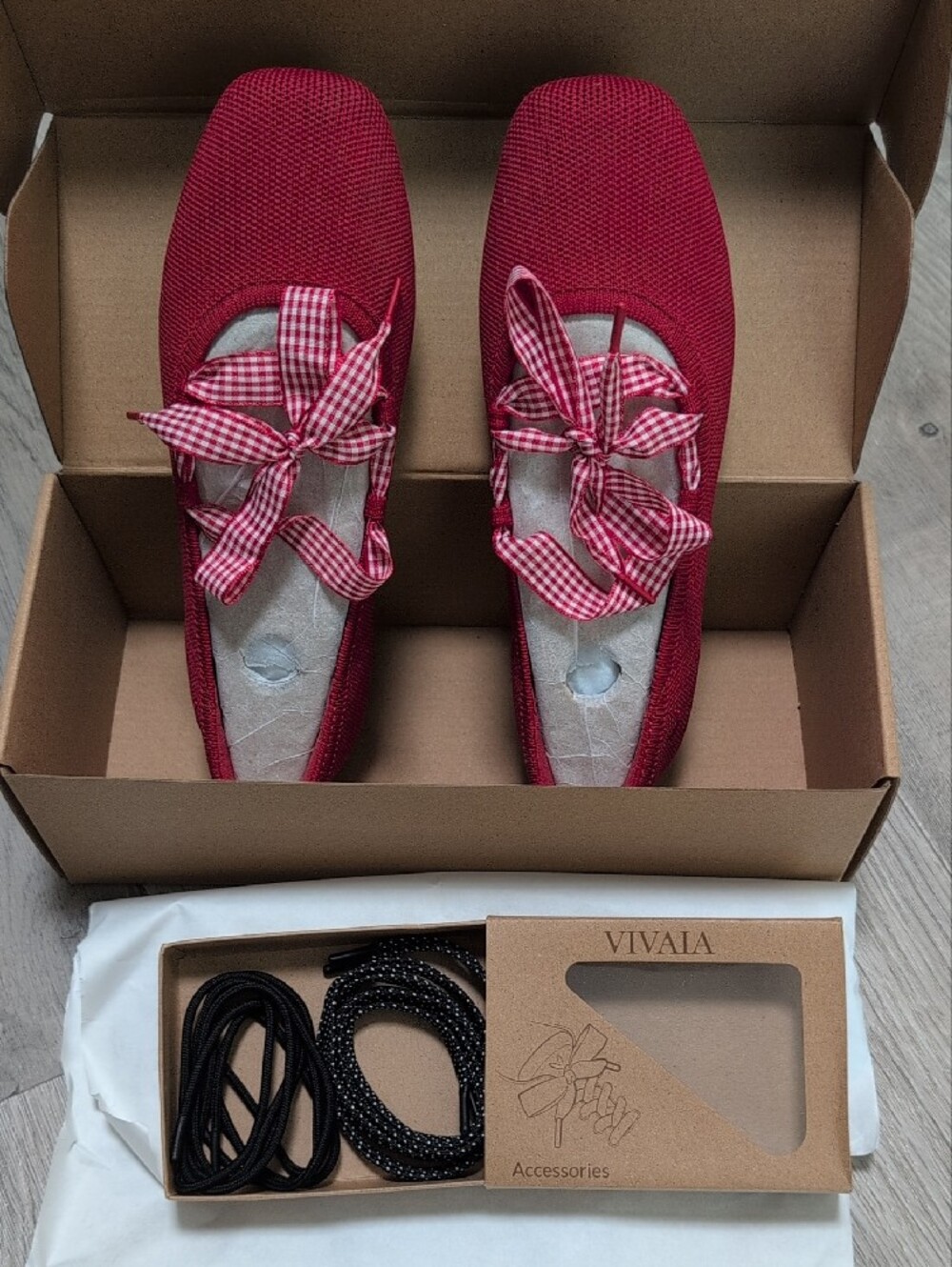 VIVAIA Women's Flats & Loafers - Like New